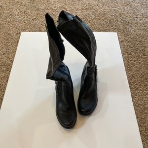 Black boots. Size 9.